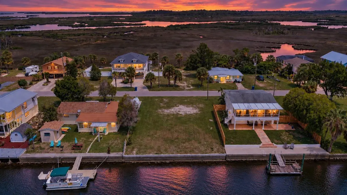 4018 EAGLE NEST DR, Hernando Beach, FL 34607