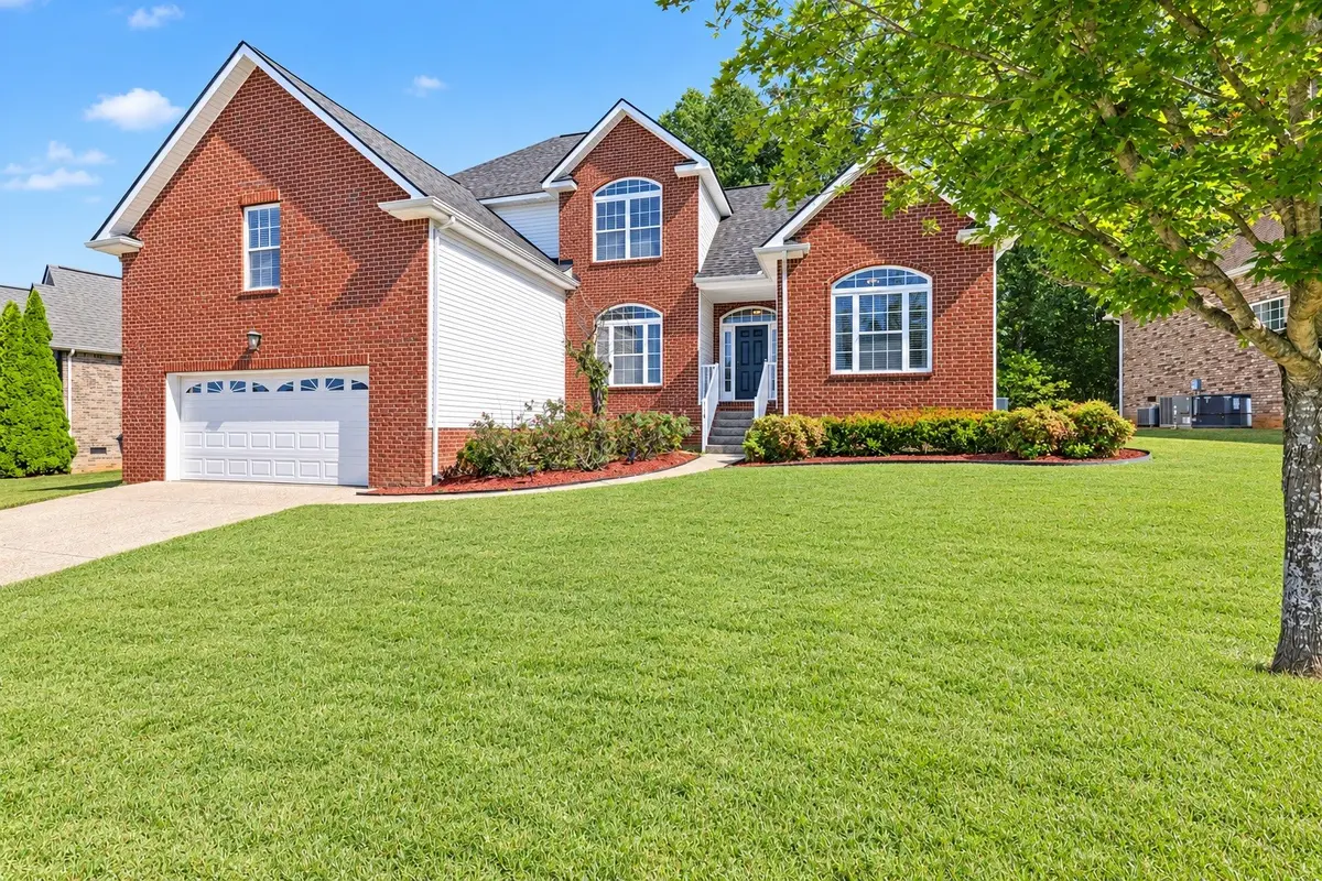 116 Landons Cir, White House, TN 37188