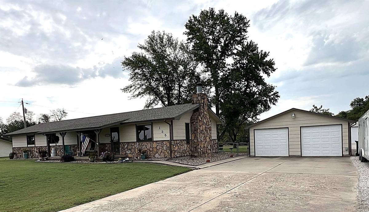 135 W 79th St. S., Haysville, KS 67060