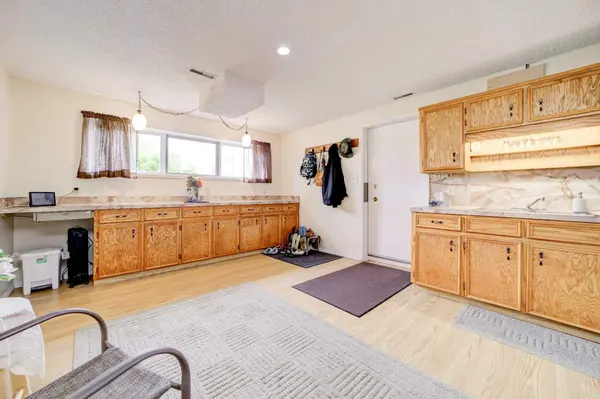 1130 James AVE, Pincher Creek, AB T0K 1W0