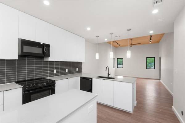 3515 Webberville RD #402, Austin, TX 78702