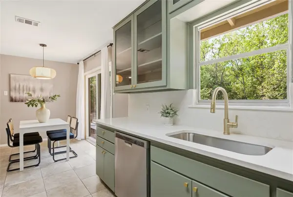 5306 Wellington DR, Austin, TX 78723