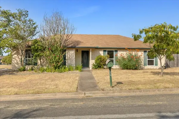 407 S Mount Rushmore DR, Cedar Park, TX 78613