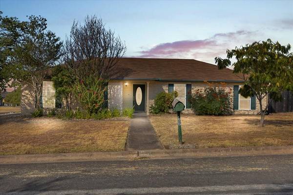 407 S Mount Rushmore DR, Cedar Park, TX 78613