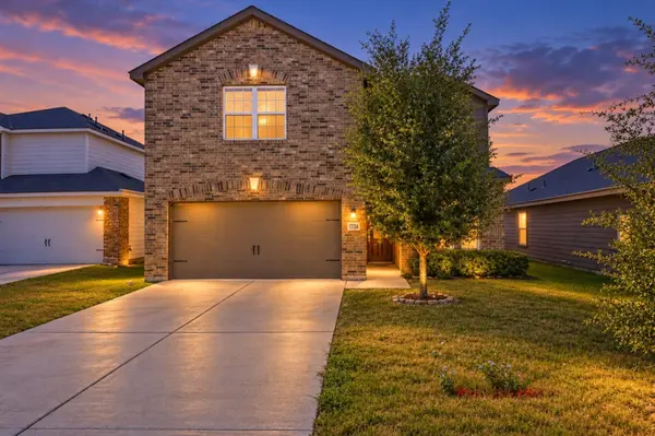 172 Allington CIR, Jarrell, TX 76537