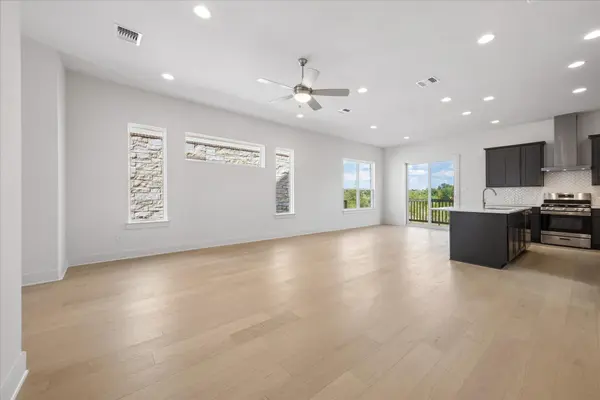 1531 N Red Bud LN #26, Round Rock, TX 78665