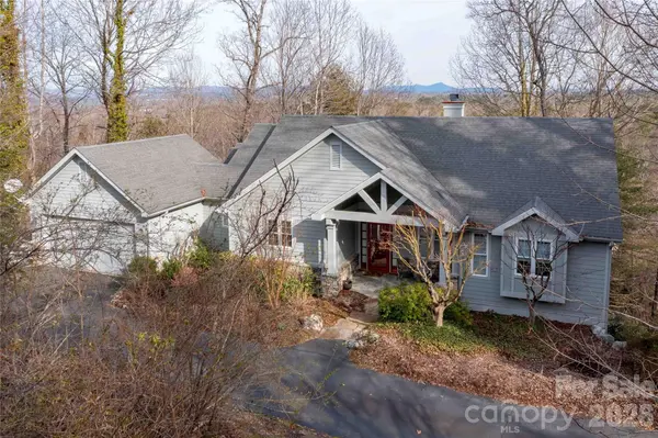 180 High Road Overlook, Hendersonville, NC 28739