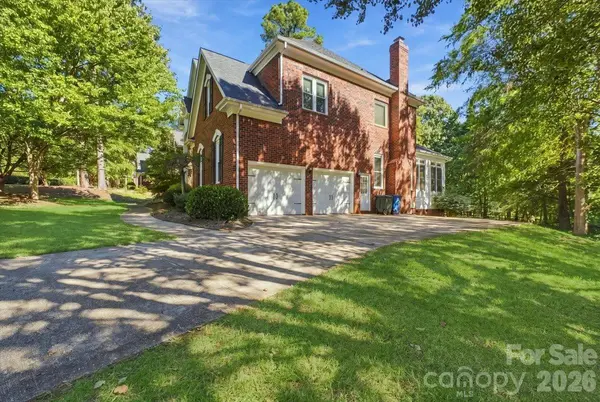 178 Cove Creek LOOP, Mooresville, NC 28117
