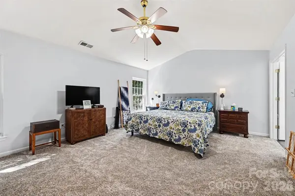 114 S Audubon AVE, Mooresville, NC 28117