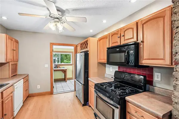 17237 286th RD, Atchison, KS 66002