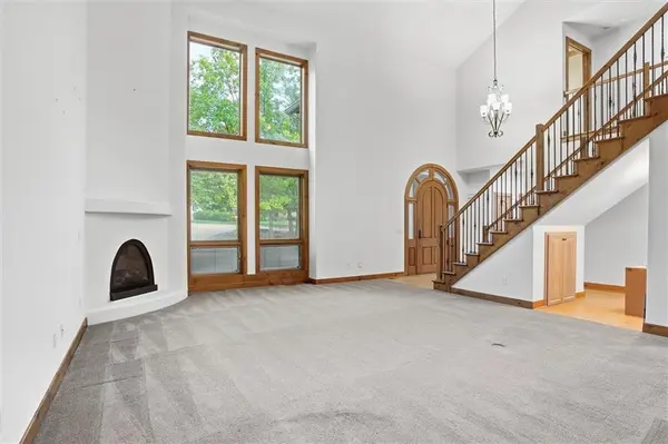 5630 Legler ST, Shawnee, KS 66217