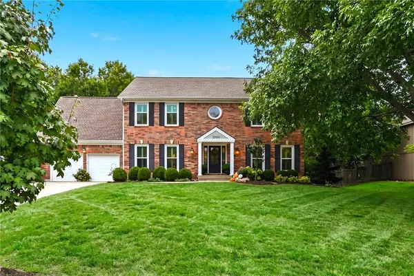 2908 W 124th TER, Leawood, KS 66209