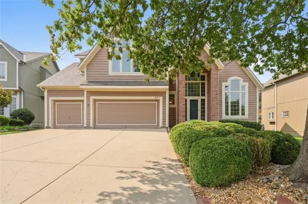 8417 Harbinger ST, Lenexa, KS 66219