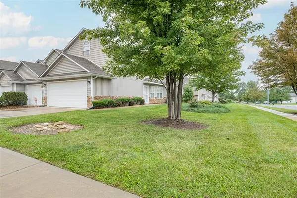 21033 Millridge ST, Spring Hill, KS 66083