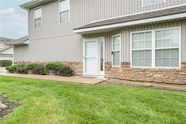 21033 Millridge ST, Spring Hill, KS 66083