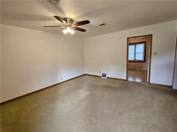 10416 E 28th TER #S, Independence, MO 64052