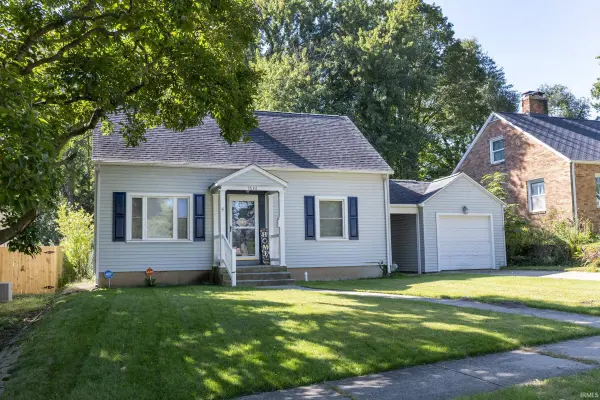 1346 Altgeld ST, South Bend, IN 46614-1478