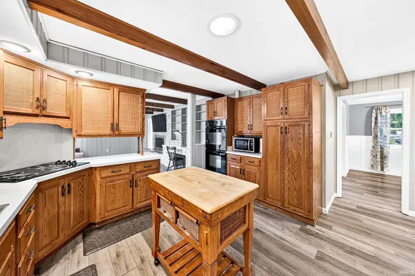 15685 Winding Brook DR, Mishawaka, IN 46545