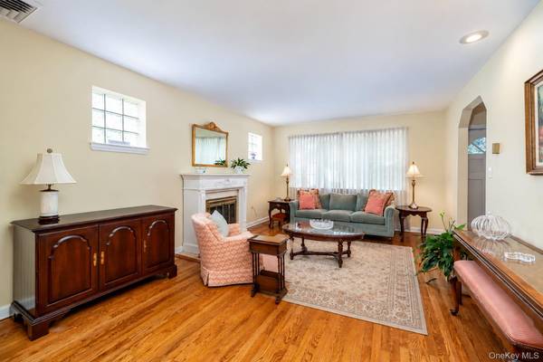 455 Morris AVE, Rockville Centre, NY 11570