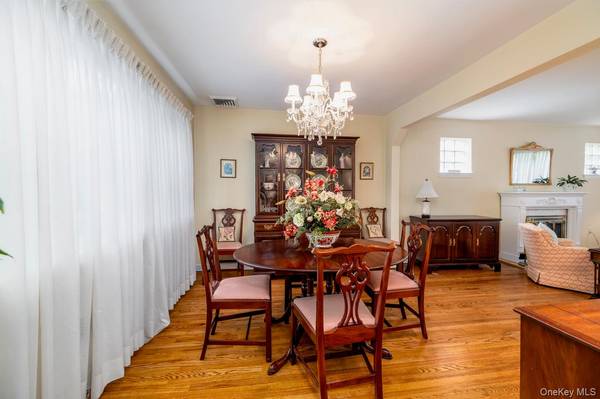 455 Morris AVE, Rockville Centre, NY 11570