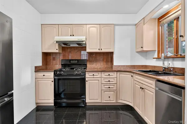 50-40 Francis Lewis BLVD, Bayside, NY 11364