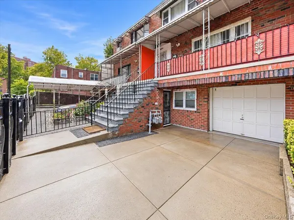 3919 Grace AVE, Bronx, NY 10466