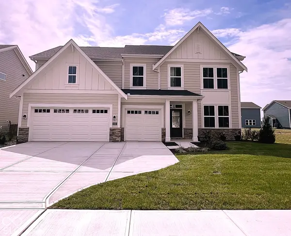 9551 Hemingway DR, Indianapolis, IN 46239