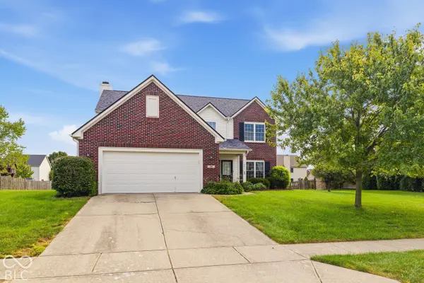 1091 Scarlet Quarry CIR, Avon, IN 46123