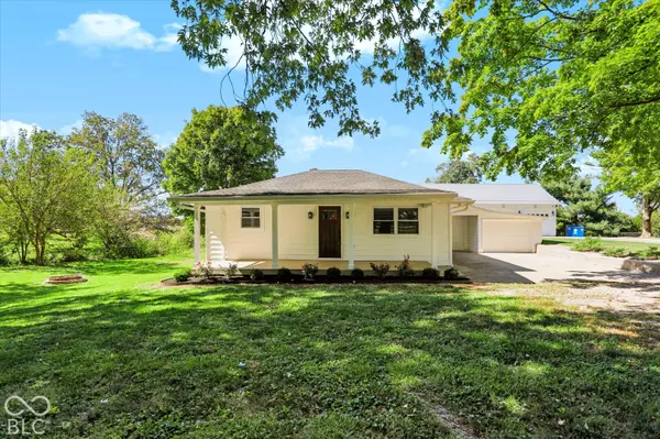 3384 Mullinix, Greenwood, IN 46143