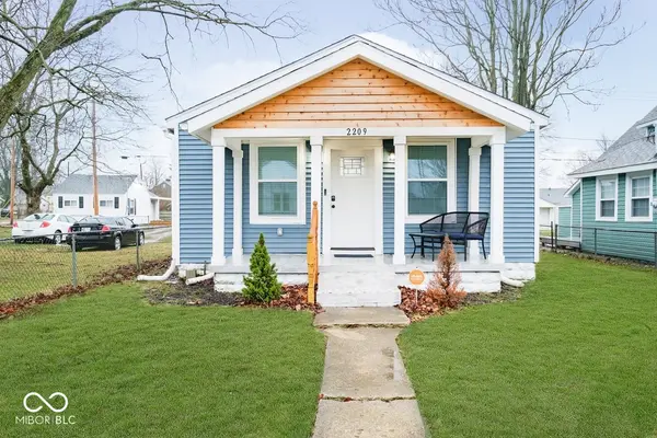 2209 W 9th ST, Muncie, IN 47302