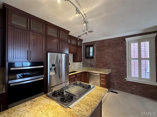 4736-38 Olive ST, St Louis, MO 63108