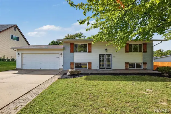 3413 Greiner DR, St Charles, MO 63301