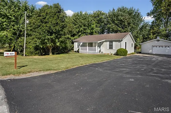 523 Brown ST, Brighton, IL 62012