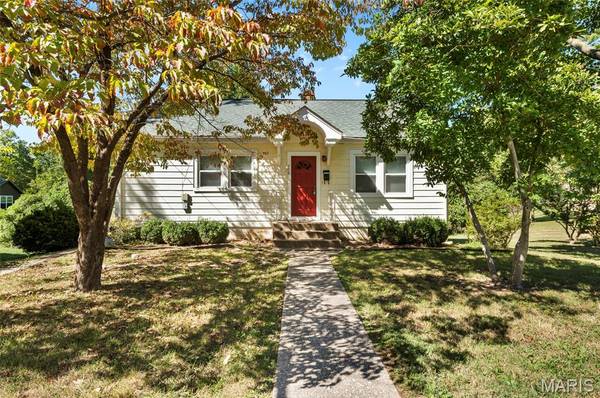 709 Payne ST, Edwardsville, IL 62025