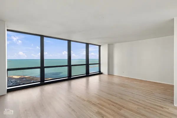 900 N LAKE SHORE DR #1011, Chicago, IL 60611