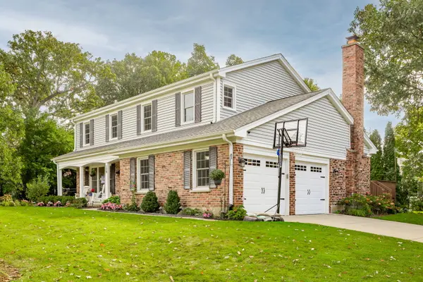 129 Branchwood DR, Schaumburg, IL 60193