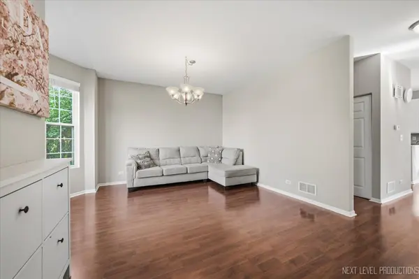 224 Burnett ST, Yorkville, IL 60560
