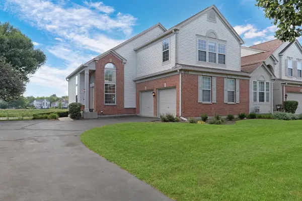 2833 Waterfront AVE, Algonquin, IL 60102