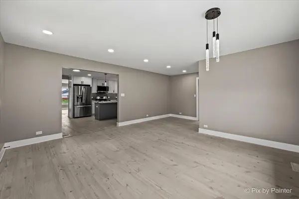 943 Oxford ST, Downers Grove, IL 60516