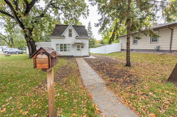 505 8th AVE E, Alexandria, MN 56308