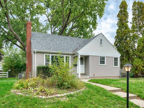 961 California AVE W, Saint Paul, MN 55117