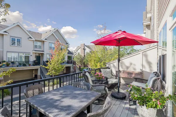 8068 Magnolia LN N #161, Maple Grove, MN 55369