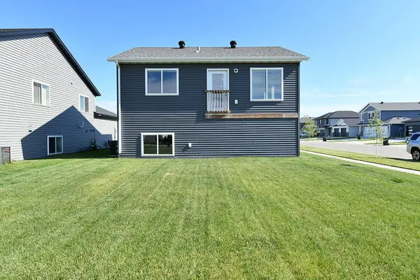 1444 69th AVE S, Fargo, ND 58104