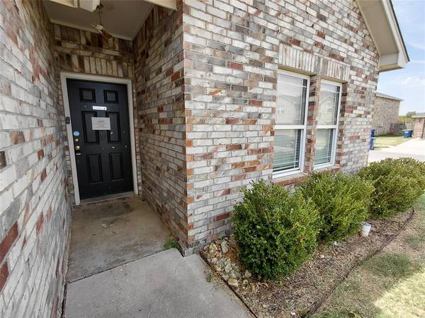 2521 Scarlet LN, El Reno, OK 73036