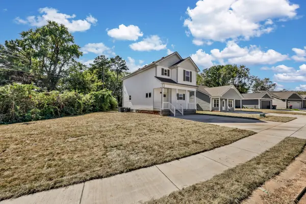 2619 Scott Dr, Clarksville, TN 37042