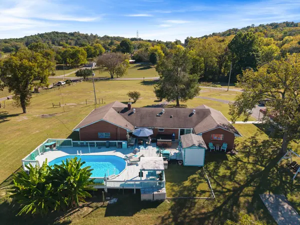 1975 Philadelphia Rd, Lebanon, TN 37087