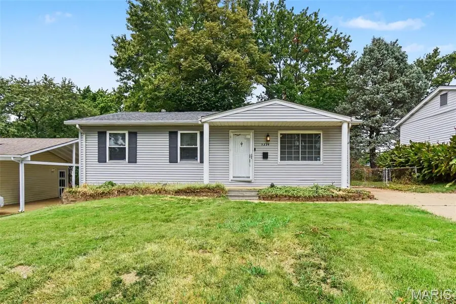 5329 Ville Angela LN, Hazelwood, MO 63042