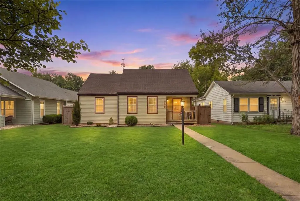 825 S Mulberry ST, Ottawa, KS 66067