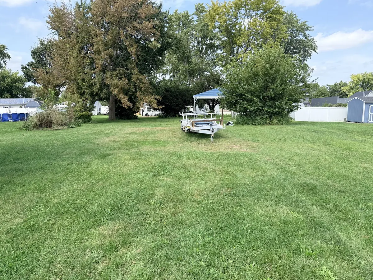 420 Richards ST, Oglesby, IL 61348