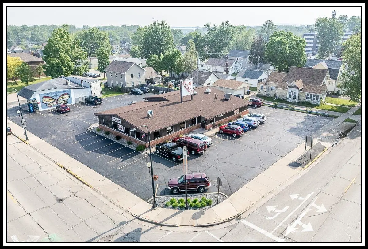 520 S PEARL ST, New London, WI 54961-1473